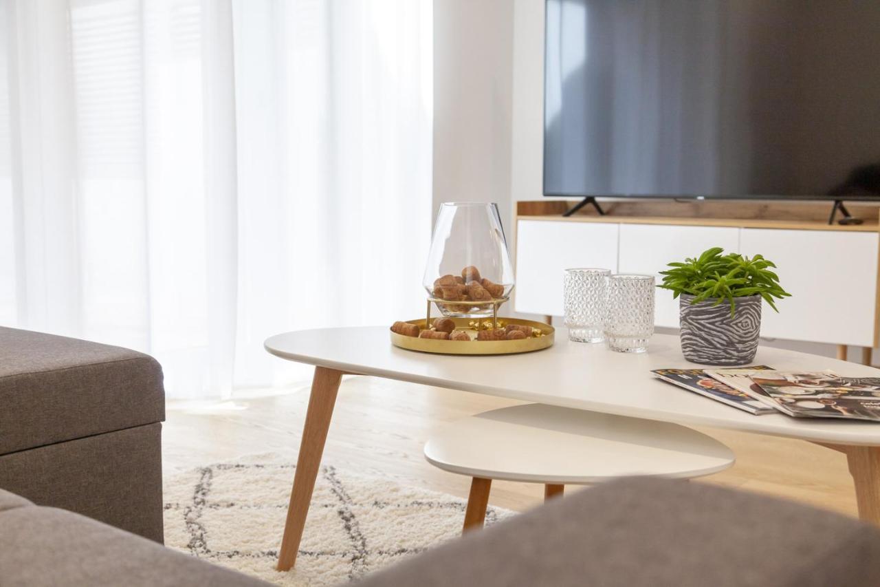 Central Apartment With Private Garage リュブリャナ エクステリア 写真